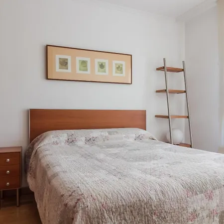 Peces De Madera Apartamento *